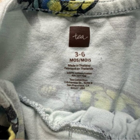 Tea Collection | Blue Sea Turtle Printed Henley Romper | Size 3-6 Months - Picture 7 of 9